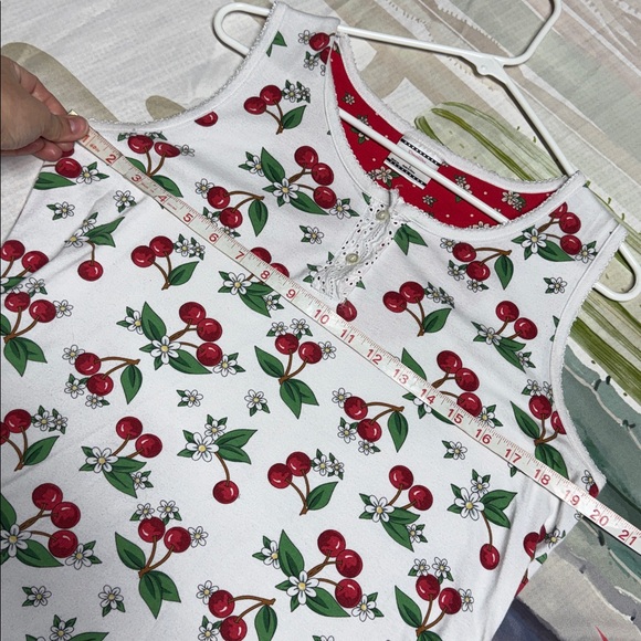 Mary Engelbreit white with Red cherry print house dress night gown size large - Picture 6 of 6